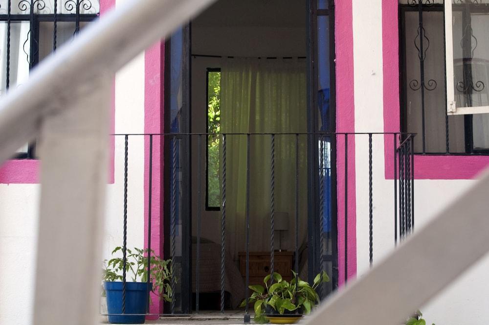 Taiyari Hostal Monterrey Luaran gambar
